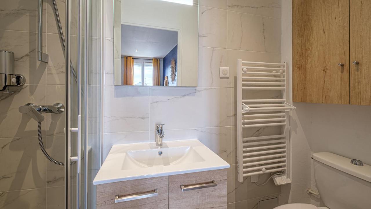 Bleu Nuit - Welc'Home ลิมอจส์ ภายนอก รูปภาพ